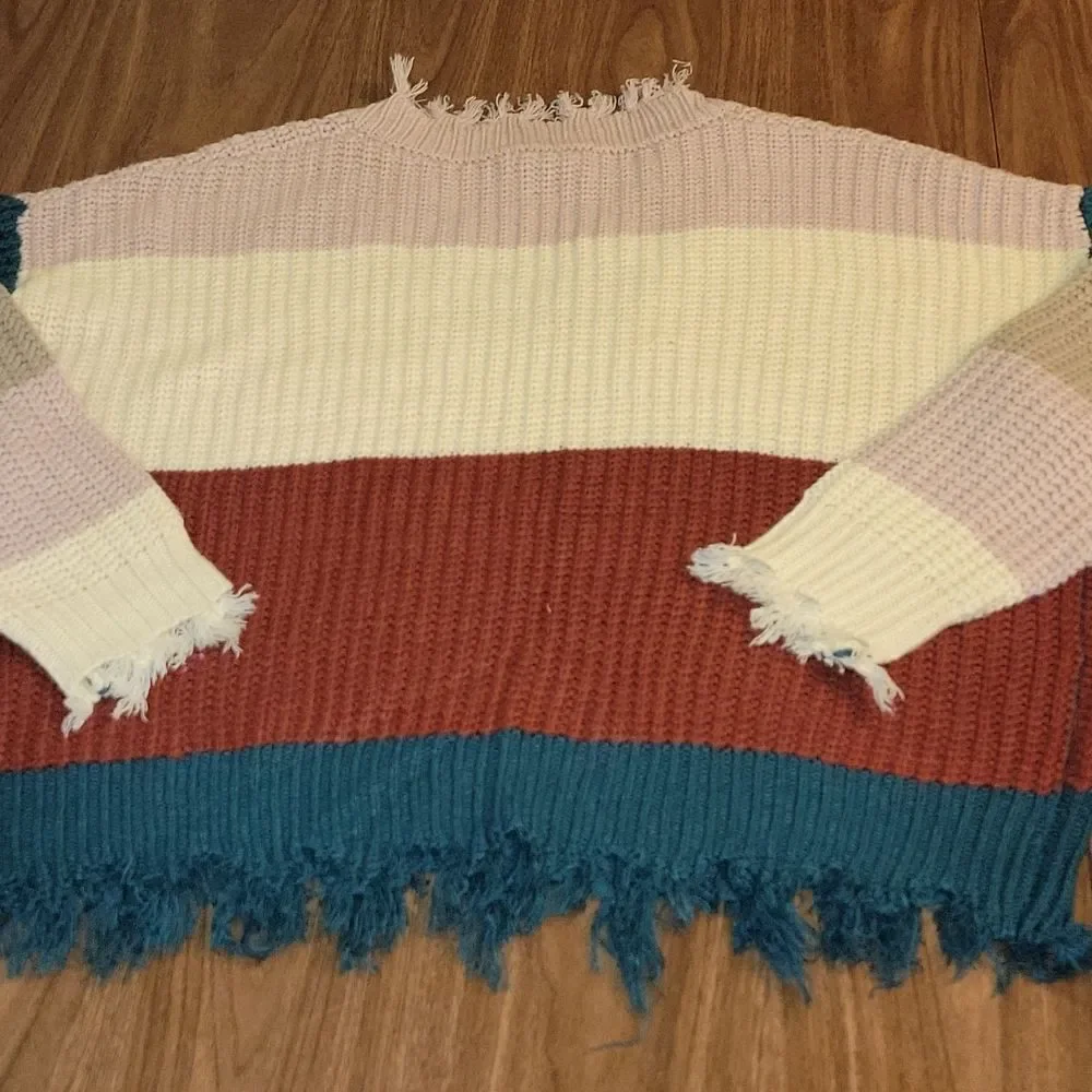 Entro Color Block Oversized Cropprd Fringe Sweatee sz Large - Picture 4 of 5